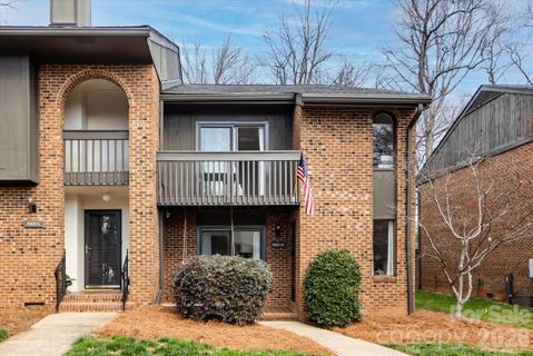 5801 Sharon Road sold home in Southwood, Charlotte, NC