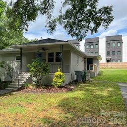 2205 Thurmond Place