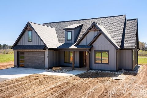 104 Hidden Cove Road