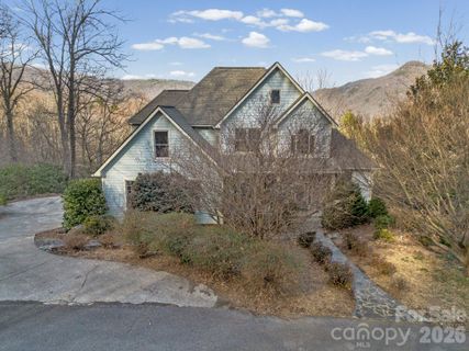 308 Bluebird Road