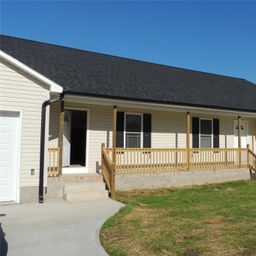 1943 1955 Glen Manor Court