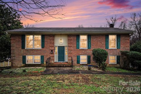 209 Windover Drive pending home in Eastover Acres, Forest City, NC