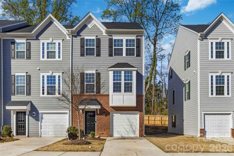 3149 Beeler Lane sold home in Villages At Beachmont, Charlotte, NC