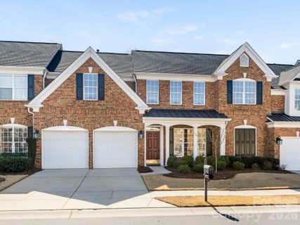 429 Eberle Way active home in Avington, Matthews, NC
