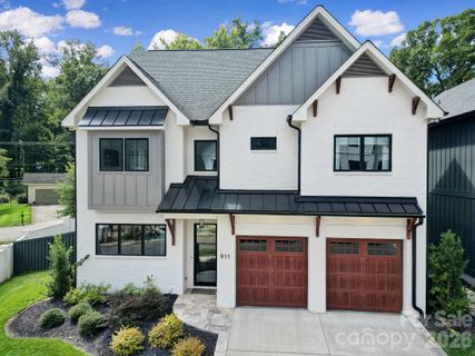 911 Laurel Creek Lane active home in Laurel Hill, Charlotte, NC