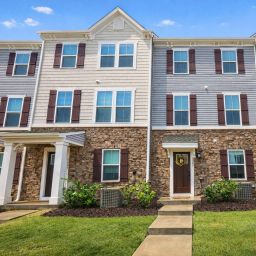 1305 Newell Towns Lane