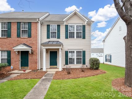 7111 Flying Scotsman Drive sold home in Newell Crossing, Charlotte, NC