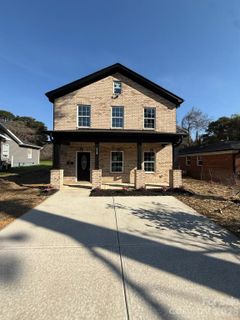 2128 Holly Street