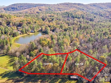 Homes in Flat Rock Lakes, Hendersonville