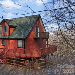 11 Roberts Drive