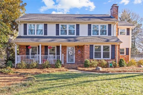 1217 Old Farm Road sold home in Old Farm, Charlotte, NC