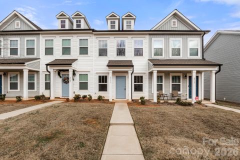 4511 Eaves Lane sold home in Citiside Plaza Walk Townhomes, Charlotte, NC
