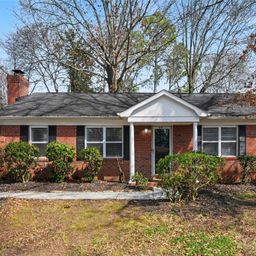 8205 Meadowind Circle