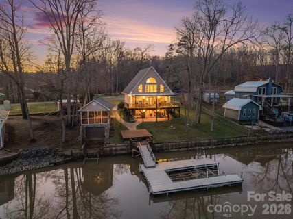 1901 Warf Road sold home in High Rock Lake, Lexington, NC