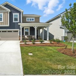 2712 Phoenix Court