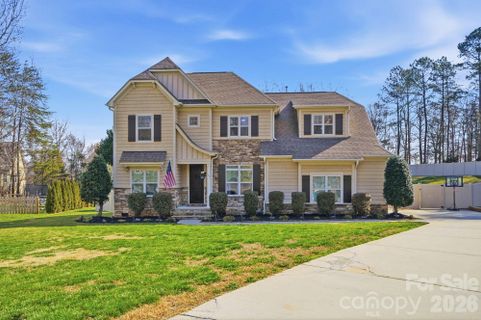 135 Lakeshore Hills Drive sold home in Mooresville Station, Mooresville, NC