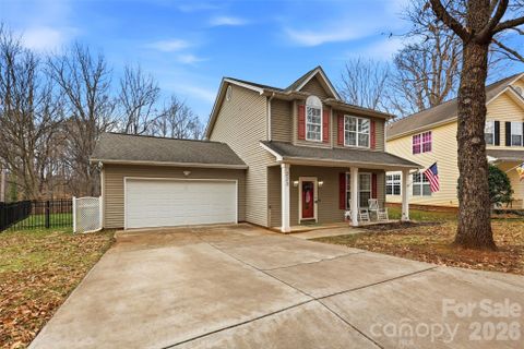 223 Howe Street sold home in Adams Bluff, Belmont, NC