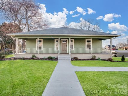 61 27th Street
