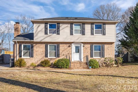 10737 Osprey Drive sold home in Falconbridge, Charlotte, NC