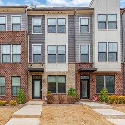 924 Broad River Lane