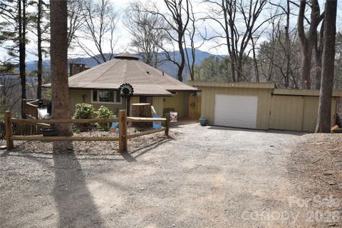 1299 Country Club Drive active home in Springdale Estates, Canton, NC