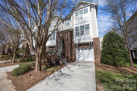 11156 Green Spring Drive pending home in Skybrook, Huntersville, NC