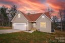 9067 Mccray Farms Drive sold home in Hickory, SC