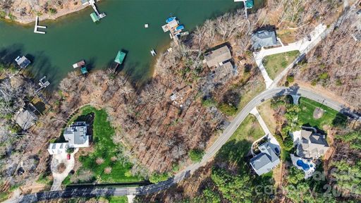 205 Grasshopper Circle