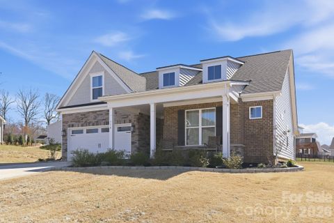 714 Sawgrass Ridge Court active home in Timberwood, Rock Hill, SC