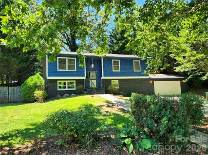 164 Bartlett Street