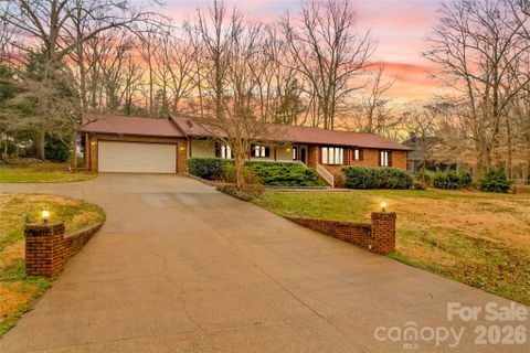 156 Eastwood Drive sold home in Broadwood Acres, Statesville, NC