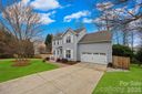 106 Shade Tree Circle sold home in Fort Mill, SC
