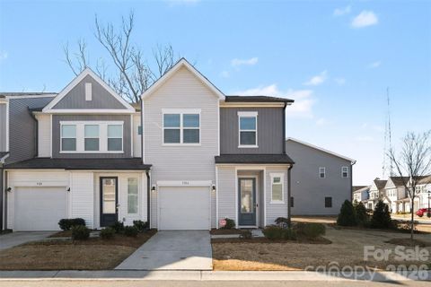 9106 Widden Way pending home in Fifteen 15 Cannon, Charlotte, NC