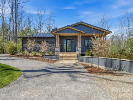 140 Upperfell Court