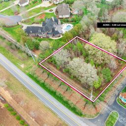 8334 Victoria Lake Drive