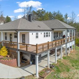 24 Chapel Hill Lane