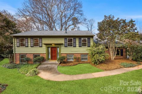 2968 Club Drive active home in Gardner Park, Gastonia, NC