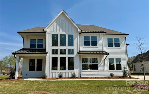 1012 Courtney Lane active home in The Bluffs At Wesley Chapel, Wesley Chapel, NC