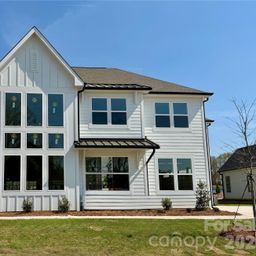 1012 Courtney Lane