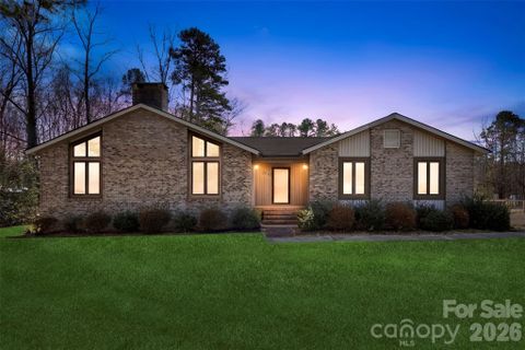 2010 Sprucewood Street pending home in Anderson Heights, Albemarle, NC