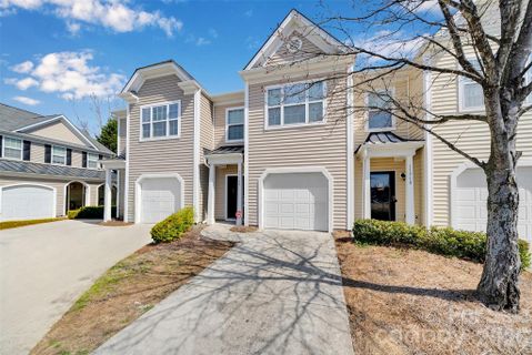 11722 Prideland Court sold home in Lions Gate, Charlotte, NC