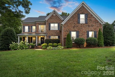 501 Conaway Court sold home in The Glen At Wesley Oaks, Waxhaw, NC