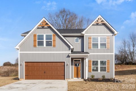 114 Indian Wells Court pending home in Hunters Run, Harmony, NC