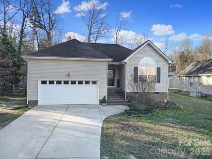 324 Goldeneye Drive sold home in Eagle Creek, Clover, SC