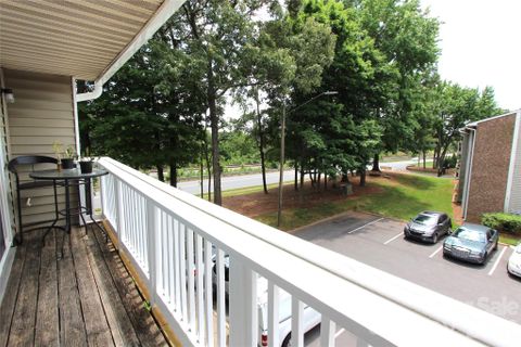 1645 Arlyn Circle