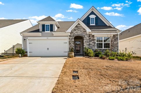 157 Pampas Place