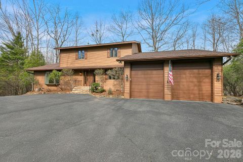 400 Middle Connestee Trail active home in Connestee Falls, Brevard, NC