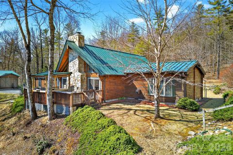 542 Allen Mountain Lane active home in Green Valley Ridge, Spruce Pine, NC