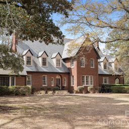 1503 Elm Street