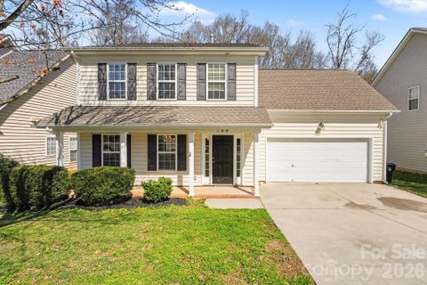 183 Everett Park Drive active home in Tall Oaks, Mooresville, NC